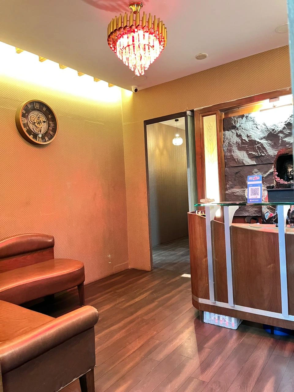 Spa therapy room ambiance at Shreya Arora Night Spa